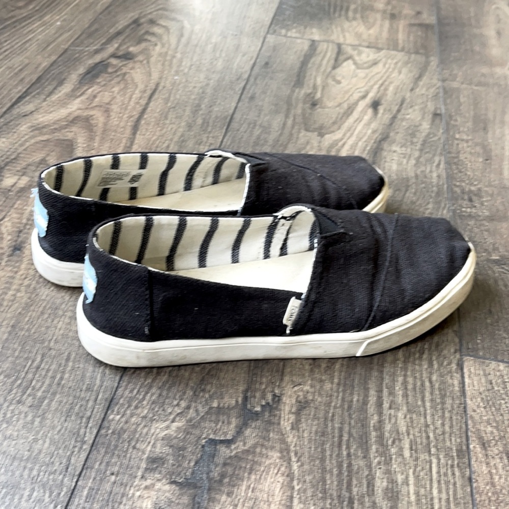 Black Toms Flat Sneakers
